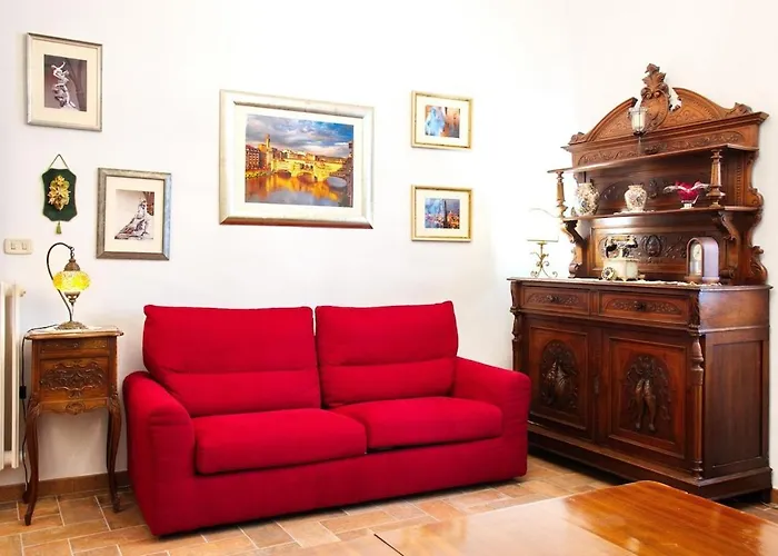 Elegant Apartment 300M From Old Town Center