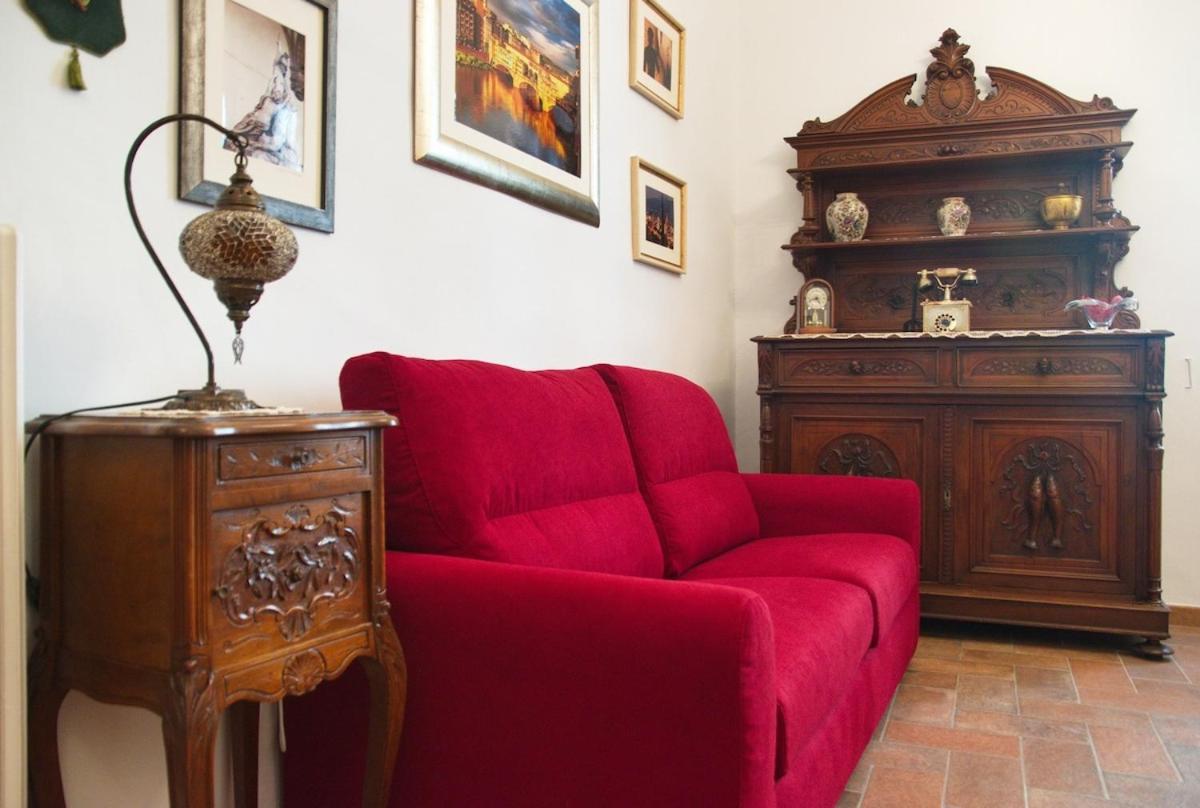 Apartamento Elegant 300m From Old Town Center