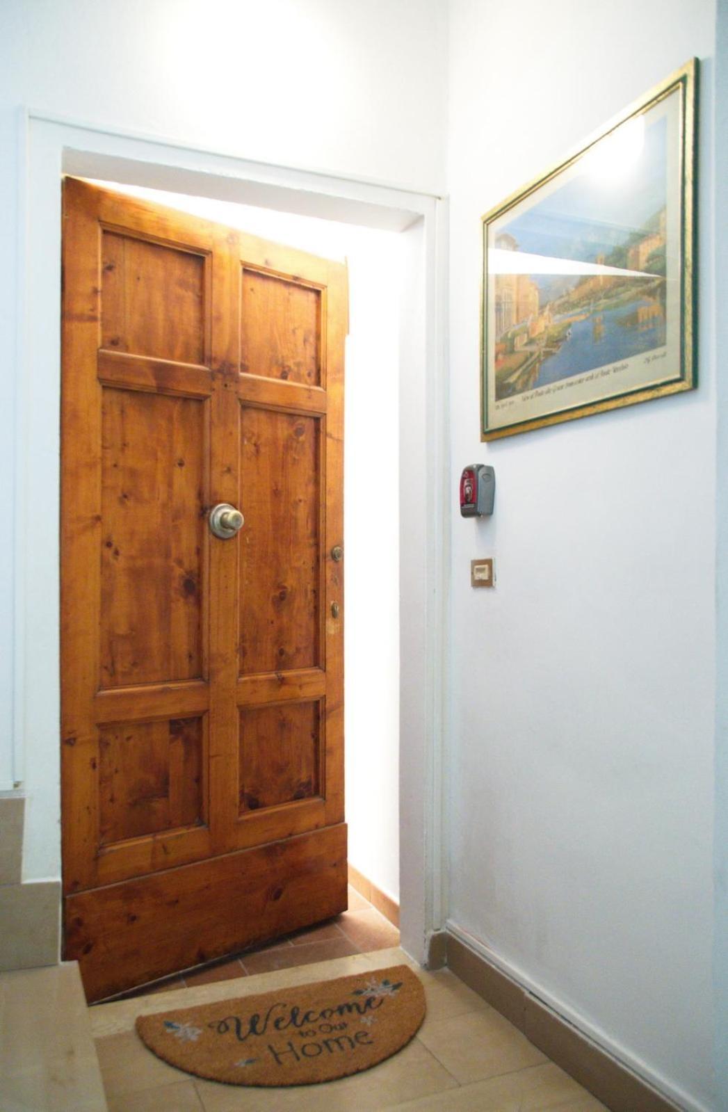Elegant 300m From Old Town Center Apartamento Florencia